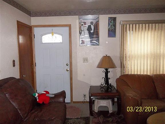 3rd image of 4526 N Fairgreen Ave