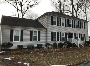 101 King Forest Ln, Newport News, VA 23608