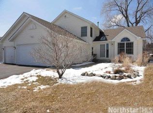 2503 Cypress St, Saint Paul, MN 55109