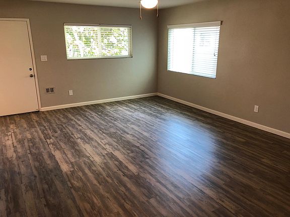 5th image of 4416 Boundary St #1/2