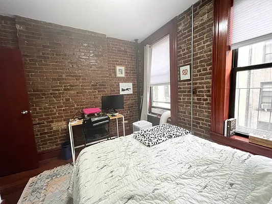 Rented by Bond New York | media 14