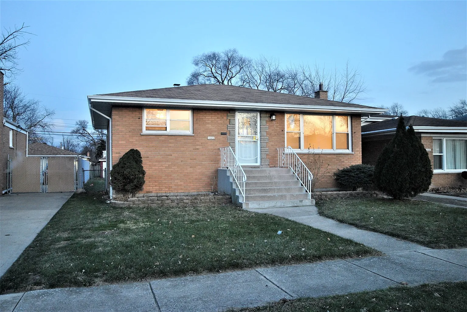 14327 Ingleside Ave photo 1