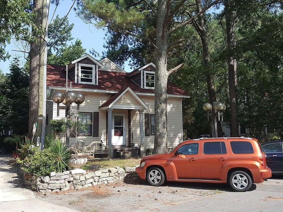 1st image of 308 Crawford Pl