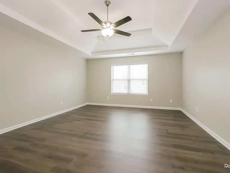516 Dasheill Ln — Photo 10