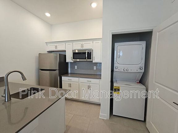 5th image of 4382 Eastminster Rd Unit B