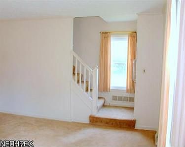 3rd image of 401 Pierce Ave