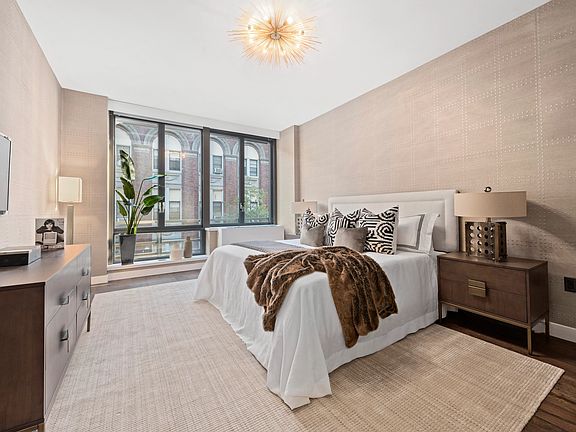 4th image of 50 W 15th St APT 4D
