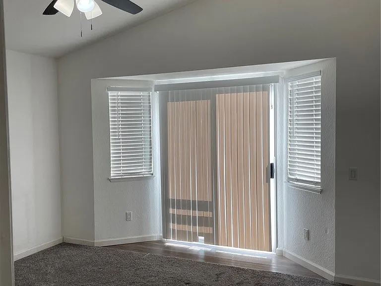1005 Lilac St — Photo 6
