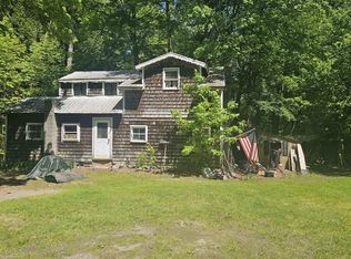 116 Newcomb Rd, Putney, VT 05346