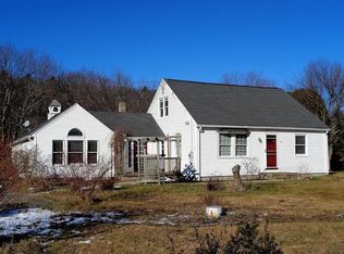 2 Adams Dr, Brimfield, MA 01010
