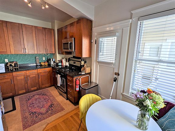 5th image of 550 Lake St APT 301