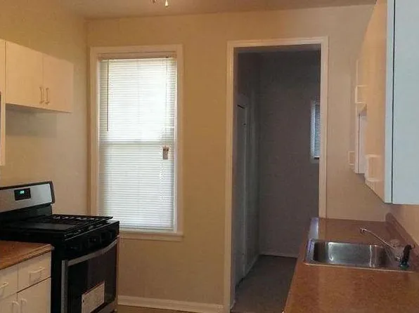 623 N Grantley St, Baltimore, MD 21229