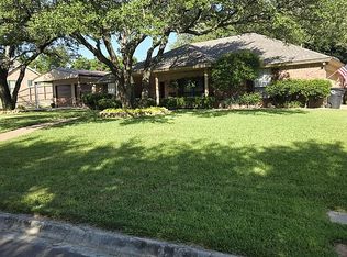 900 Jennifer Ct, Cleburne, TX 76033