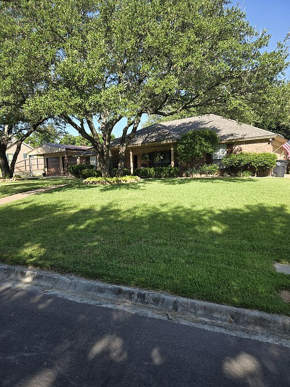 900 Jennifer Ct - Property Image
