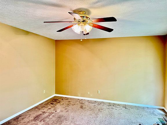 5th image of 601 Milton Rd