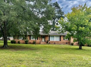 27 Edwards Cir, Great Falls, SC 29055