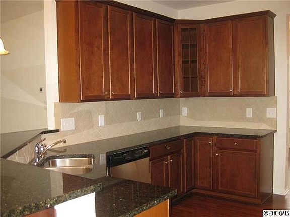 4th image of 14704 Brotherly Ln