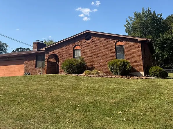 3138 Westfield Dr, Cape Girardeau, MO 63701
