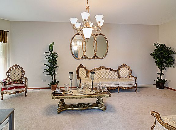 3rd image of 22494 Aster Dr