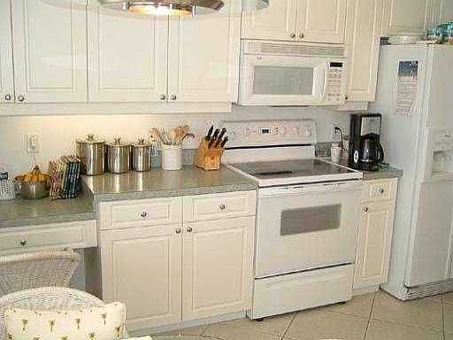 4th image of 5049 N Highway A1a APT 702