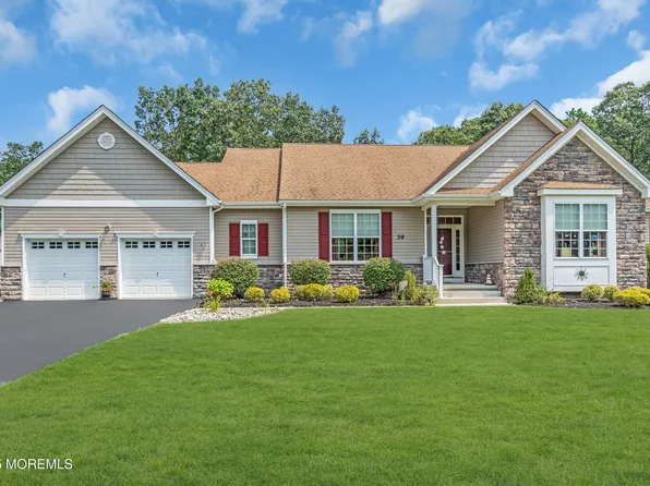 39 Aidan Lane, Jackson, NJ 08527