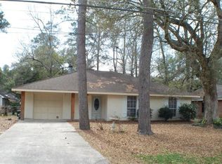 212 Walnut St, Mandeville, LA 70471