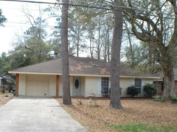 212 Walnut St, Mandeville, LA 70471
