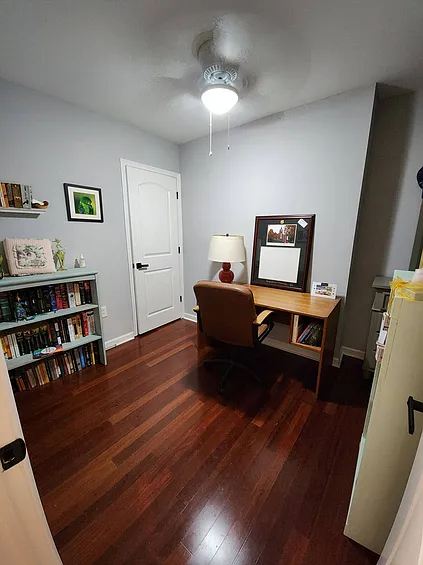Furnished Office/Nursery/Twin Bedroom