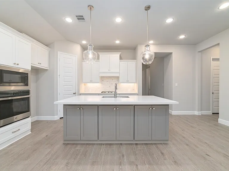 31215 Crescent Hill Dr — Photo 23