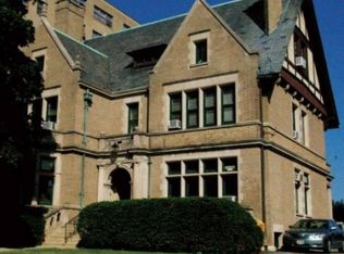 1550 N Prospect Ave, Milwaukee, WI 53202
