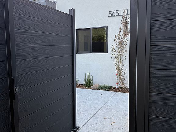 4th image of 5651 Corbin Ave