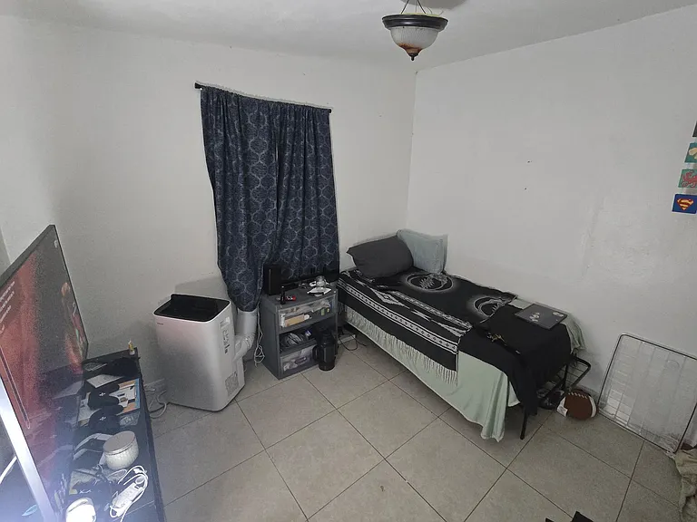 321 Overseas Hwy #D — Photo 3
