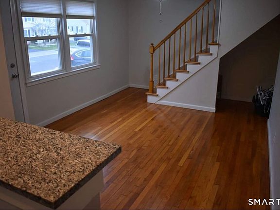 3rd image of 19 Vine Hill Road