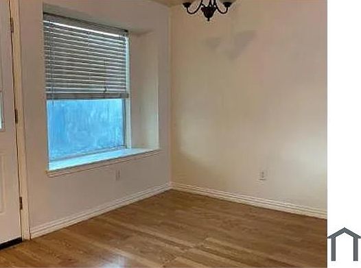 4th image of 8025 Adcock Ct