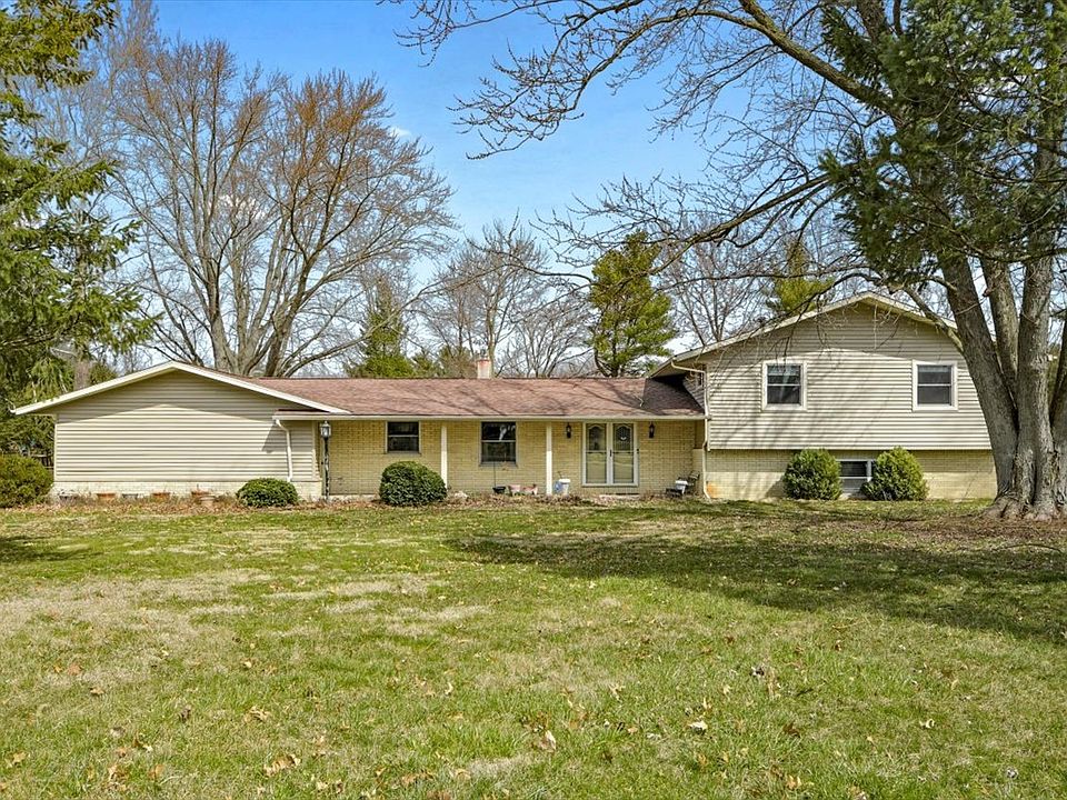 11 Woodland Dr, White Heath, IL 61884 MLS 11736014 Zillow