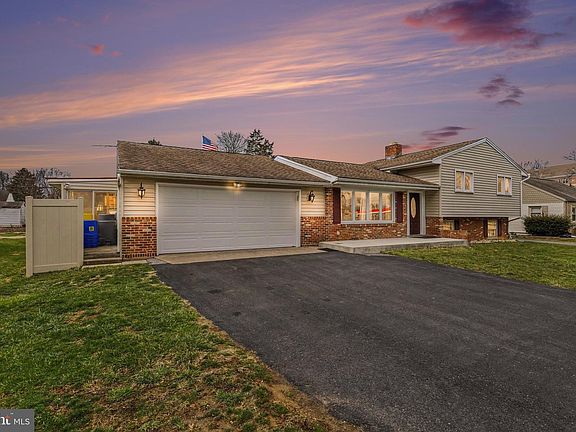4th image of 60 Conodoguinet Ave