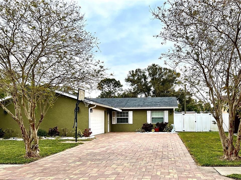 1st image of 5580 77TH AVENUE N
