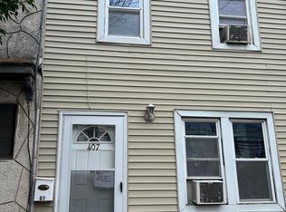 407 Centre St, Trenton, NJ 08611