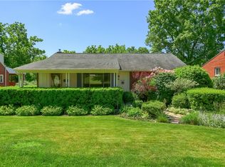 1363 Meadowlark Dr, Pittsburgh, PA