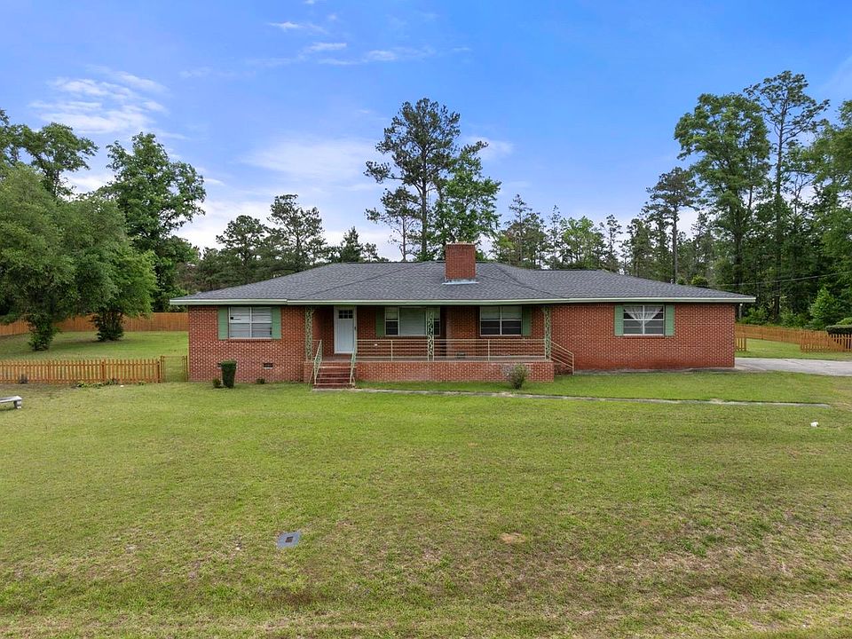 1st image of 4068 English Rd