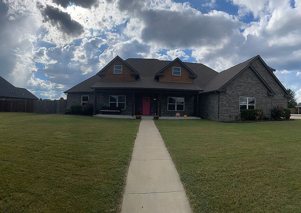 1st image of 347 S Driftwood Dr