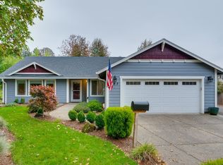 385 E Jersey St, Gladstone, OR 97027