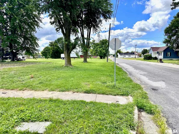 511 N East St, Jacksonville, IL 62650