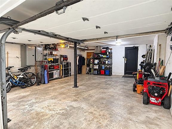 4th image of 338 Columbus Ave
