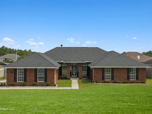 3106 Karen Cv, Diberville, MS 39540