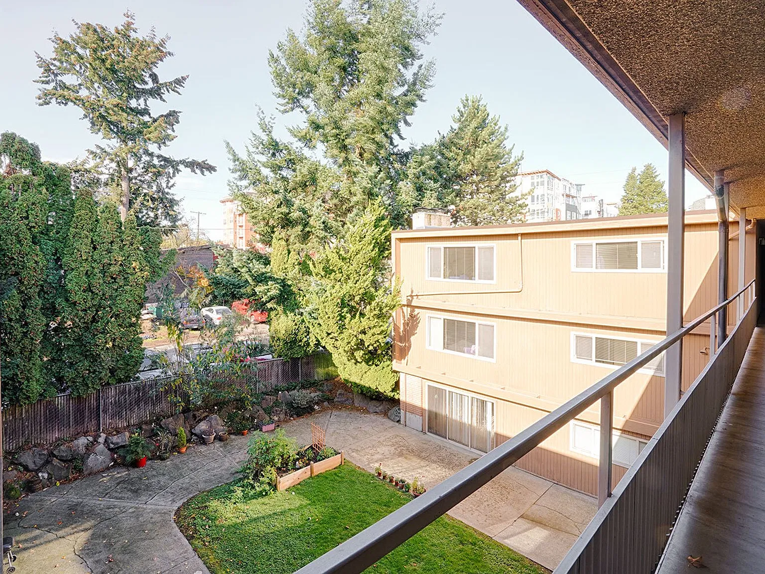 The Willows Apartments — Photo 3