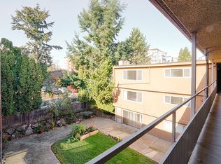 12048 32nd Ave NE APT 206, Seattle, WA 98125