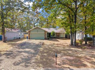 25 Oak Ridge Dr, Maumelle, AR 72113