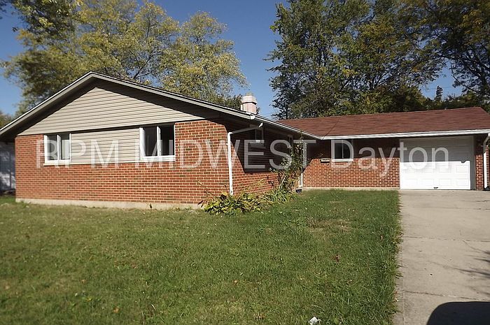 1st image of 807 Mapleside Dr