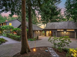 12832 71st Ave NE, Kirkland, WA